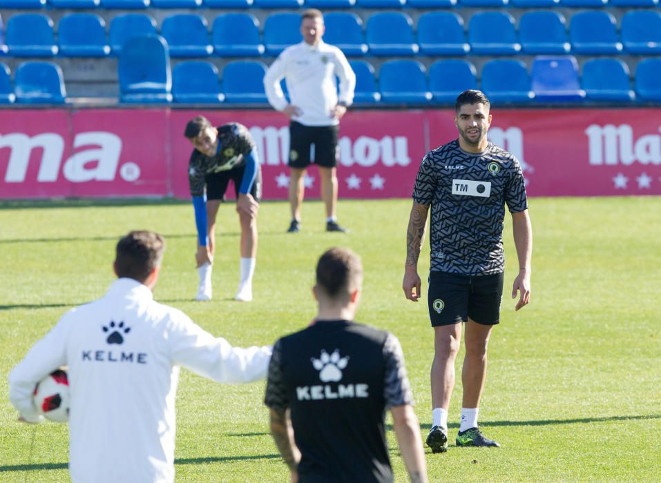 Presentación de Jona como nuevo jugador del Hércules CF