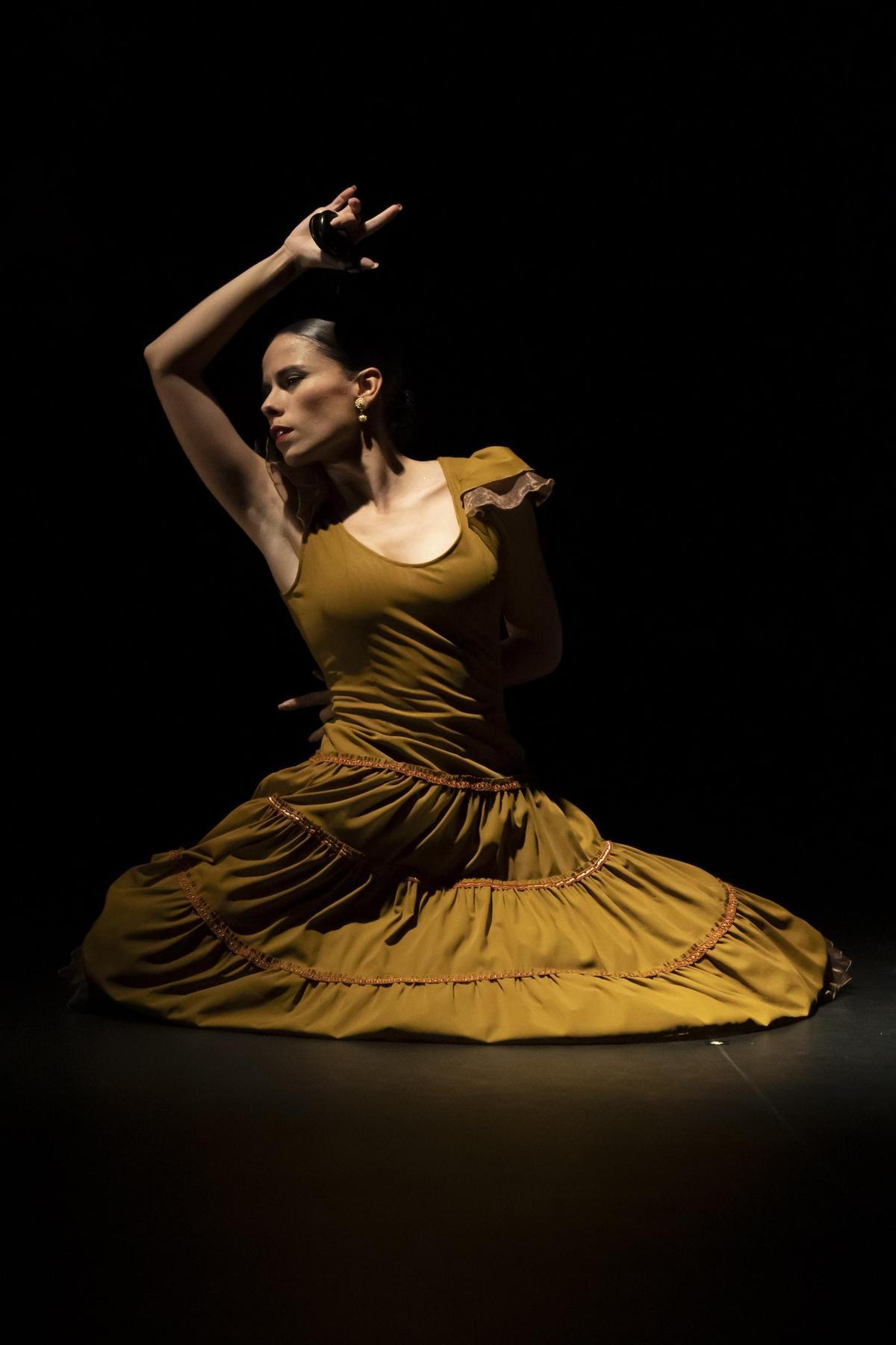 'Renacer y resurgir', de la Cía. Estela Alonso, una de las piezas de danza que se pueden ver en la Sala Berlanga.