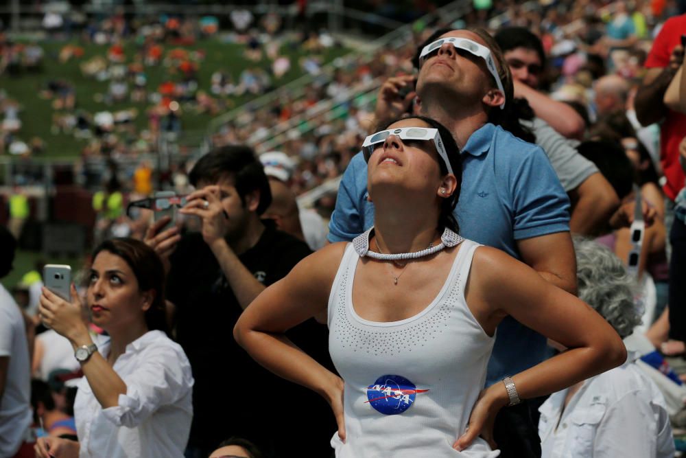 Las espectaculares imagen del eclipse de sol en Estados Unidos