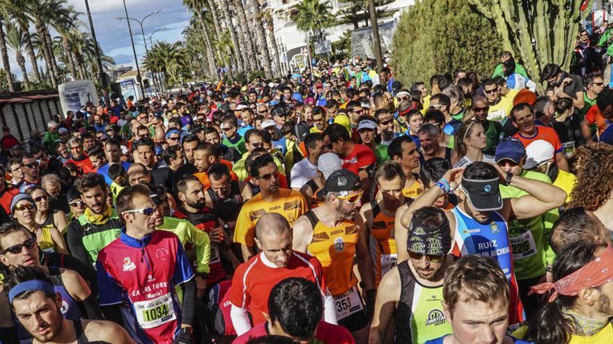 Imagen de la última edición de la Media Maratón de Torrevieja/Foto Tony Sevilla