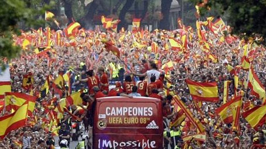 Unos días inolvidables. La selección festejó con todos los aficionados el triunfo en la Eurocopa en un día que pasará a la historia.