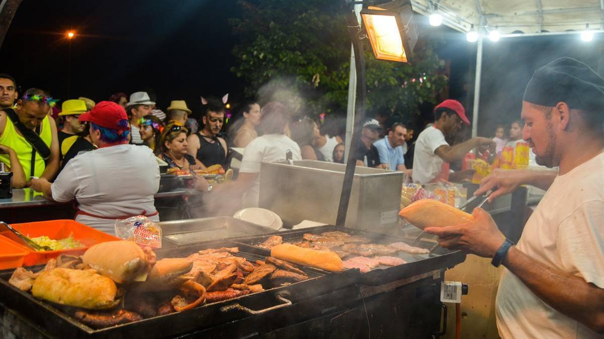 Un puesto de comida en el Carnaval de Santa Cruz de Tenerife