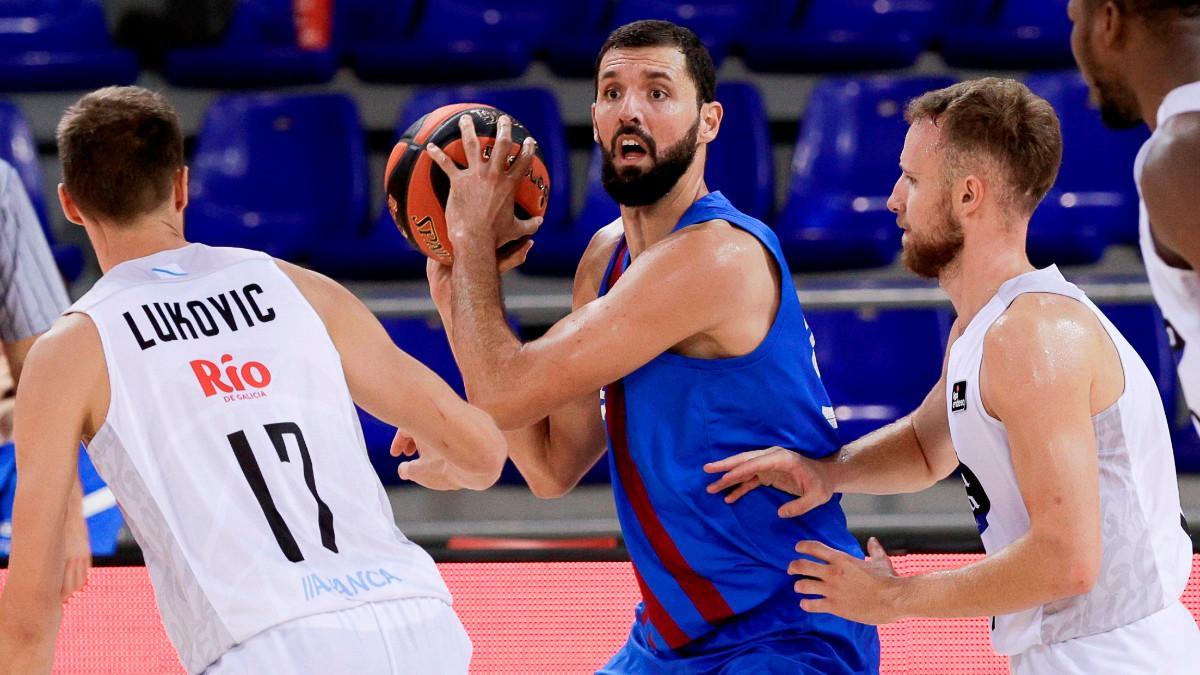 Mirotic en un acción del duelo ante Breogán