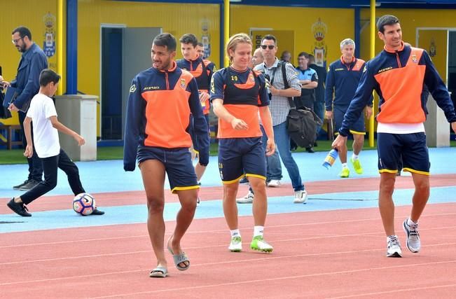 CAMPO EL HORNILLO PRIMER ENTRENAMIENTO UD LAS ...