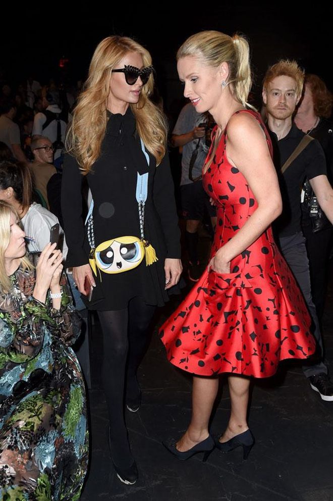 Front row Paris Fashion Week: Nicky y Paris Hilton