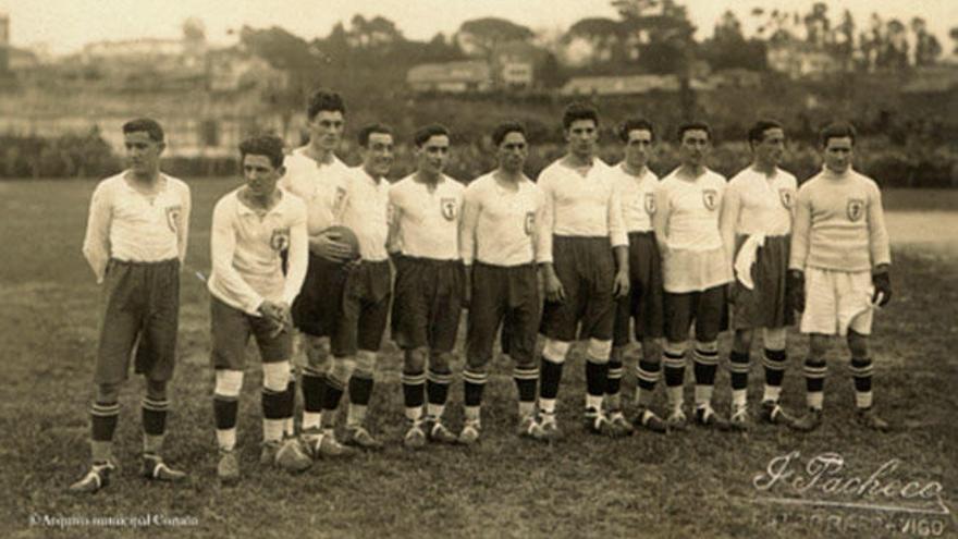 Chiarroni, Polo, Otero, Pinilla, Balbino, Hermida, Pasarín, Torres, Reigosa, Queralt e Isidro, en 1923.
