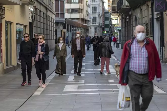 Los zamoranos se echan a la calle en la fase 0 de la desescalada