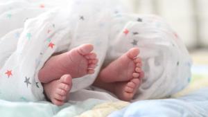 Pies de recién nacidos.