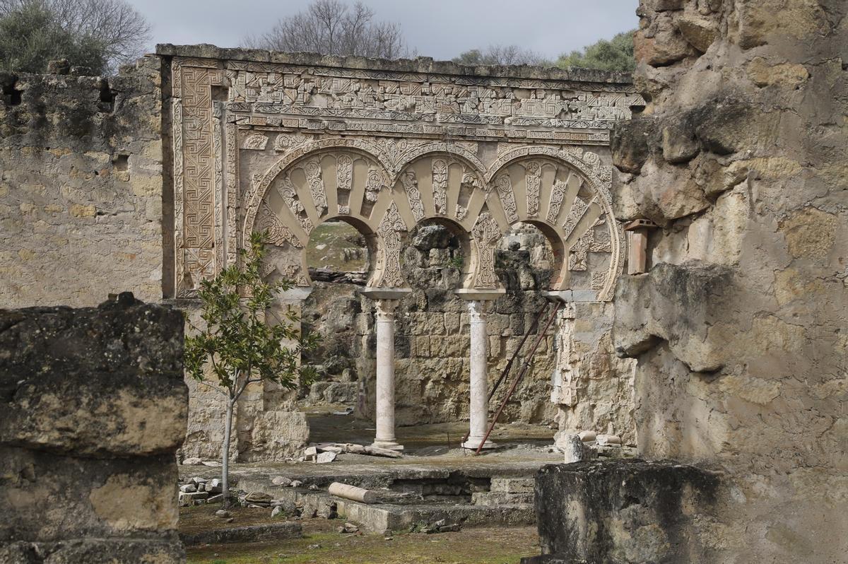 Interior del yacimiento de Medina Azahara.