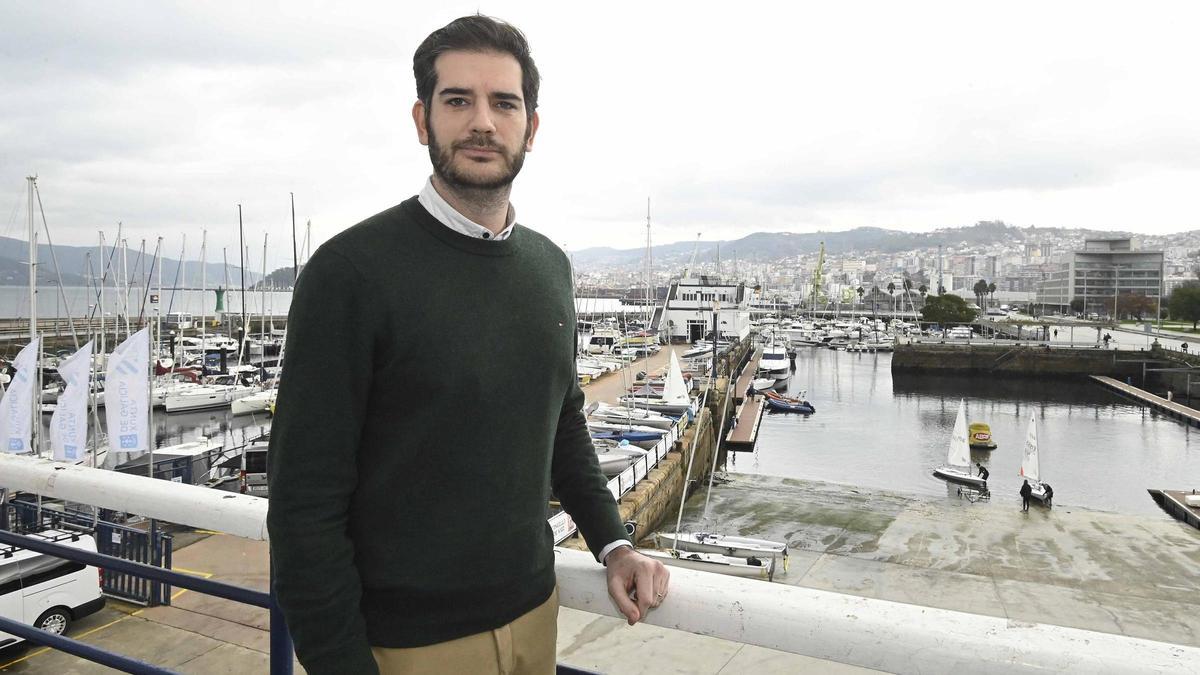 'Tone' Pérez, en las instalaciones del Real Club Náutico de Vigo.