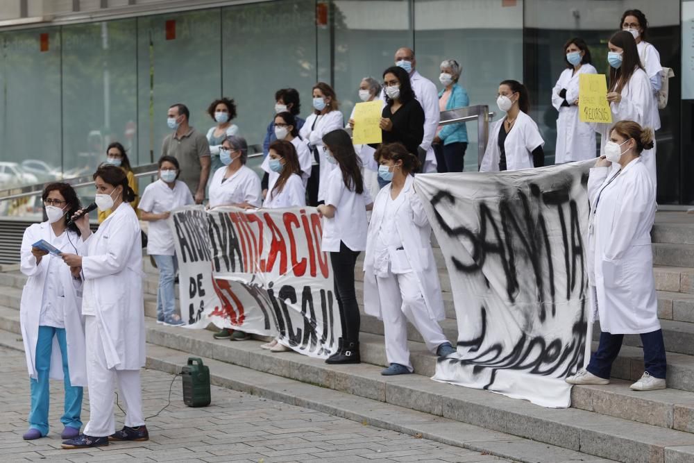 Protesta dels sanitaris gironins