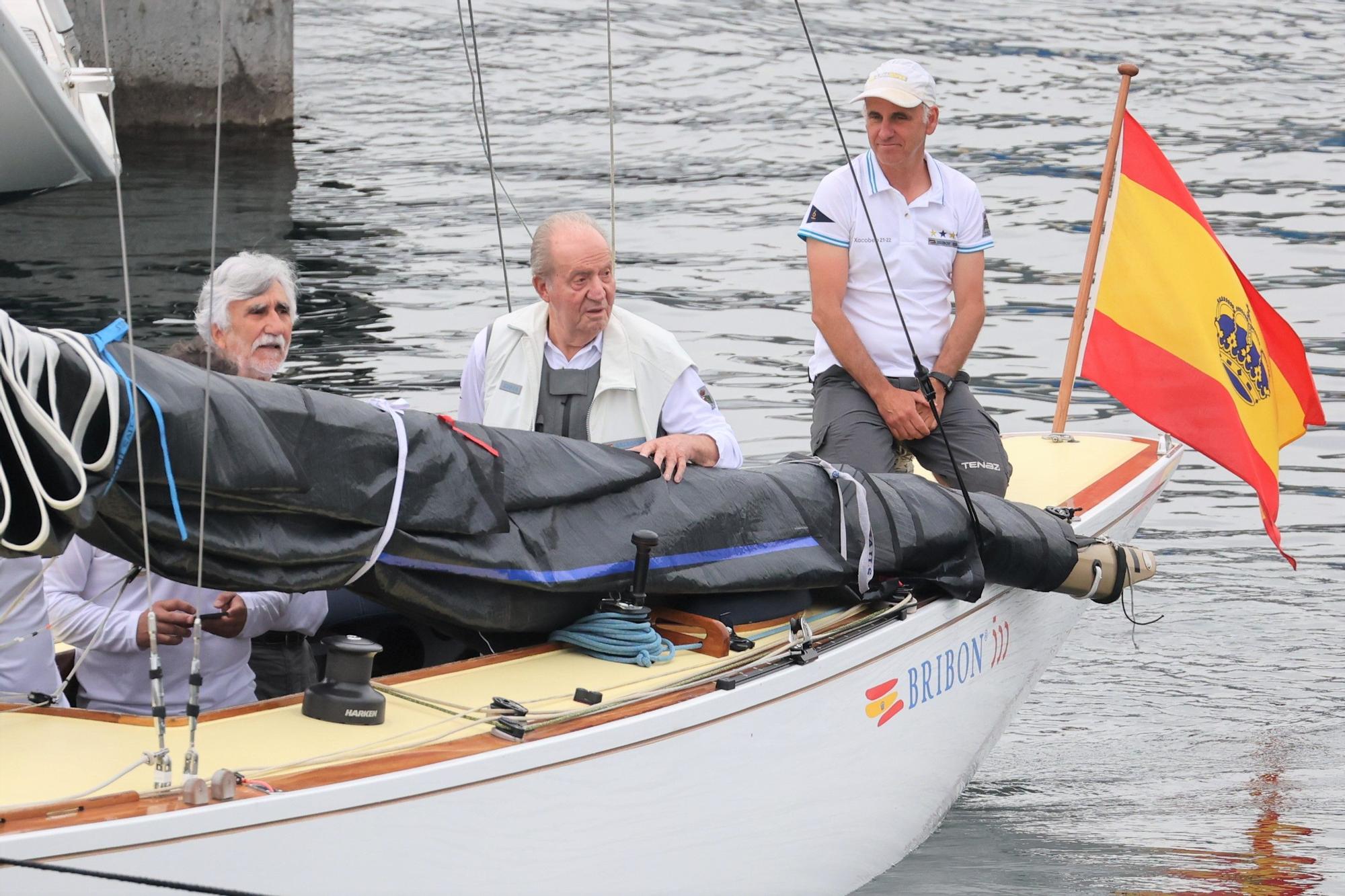 El rey emérito, a la caña del 'Bribón' pero sin viento