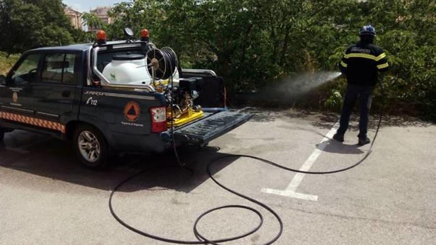 Alcoy adquiere una motobomba para el vehículo pick-up de Protección Civil