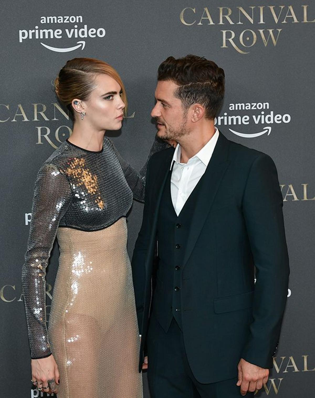 Cara Delevingne junto a Orlando Bloom en Berlin