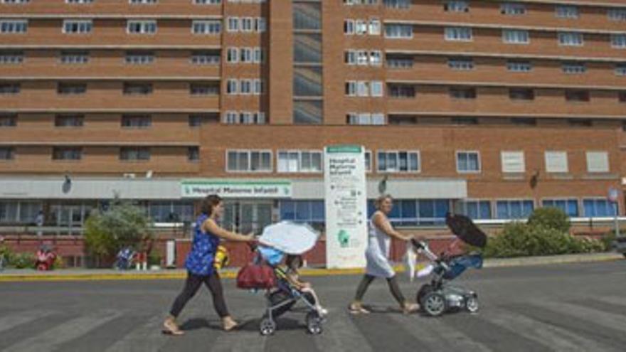 Portugal paga 1,4 millones de euros por los partos de mujeres lusas en el Materno