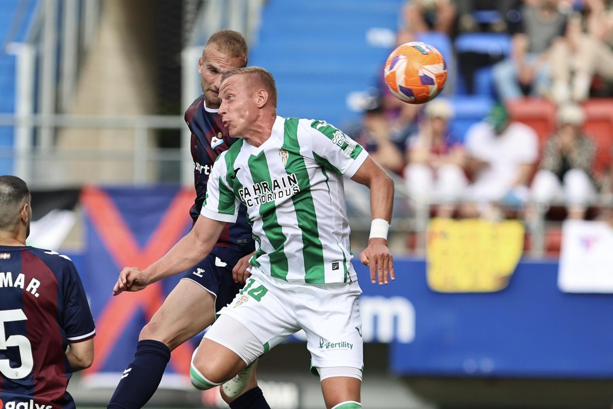 Eibar-Córdoba CF | Las imágenes del partido de LaLiga Hypermotion