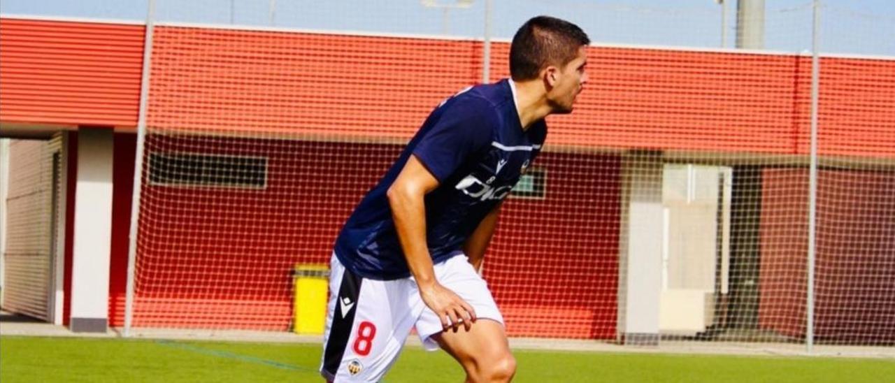 Carles Salvador, entrenando en la UJI a las órdenes de la academia Futshuku.