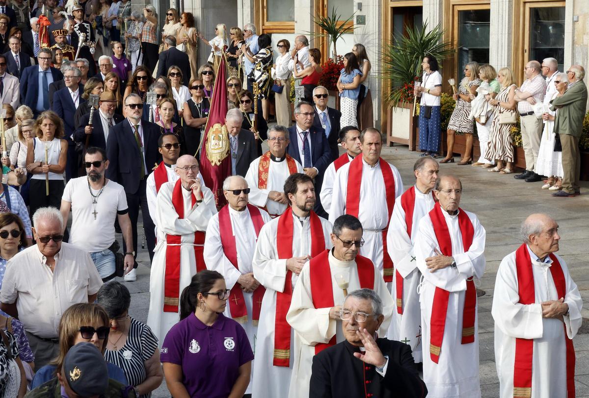 Misa y procesión del Cristo de la Victoria de Vigo, en imágenes