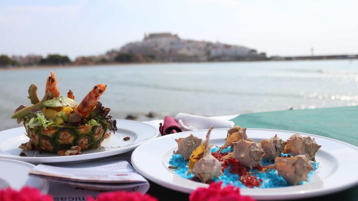 Pescados y mariscos se combinan con productos de la tierra conformando deliciosas recetas.