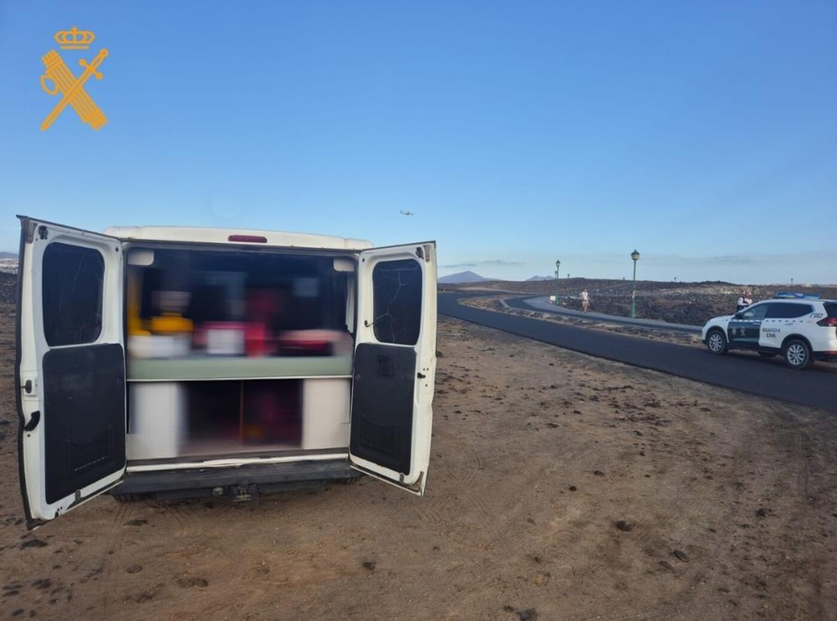 Furgoneta del piloto de dron sancionado en Fuerteventura por operar cerca del aeropuerto.