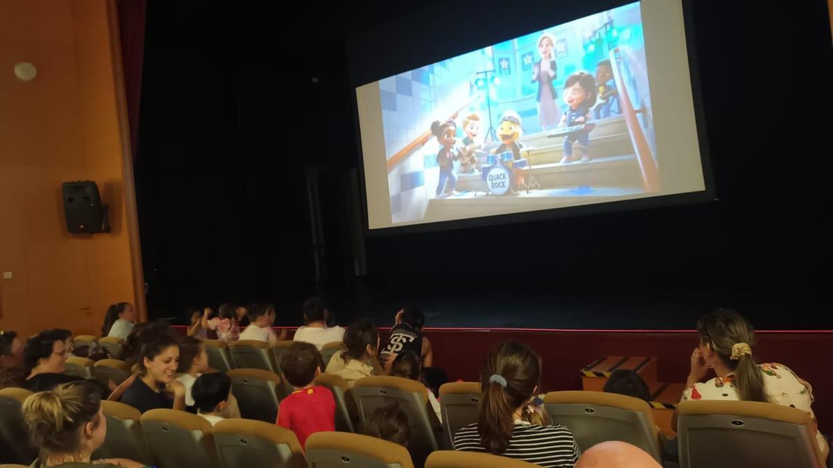 Acto del Gloria Fuertes en el CMI El Llano.