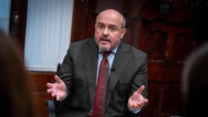 Barcelona 11/02/2026 Política. Alejandro Fernández,líder del PP catalán,durante su entrevista con El Periódico en el Parlament de Catalunya. AUTOR: JORDI OTIX
