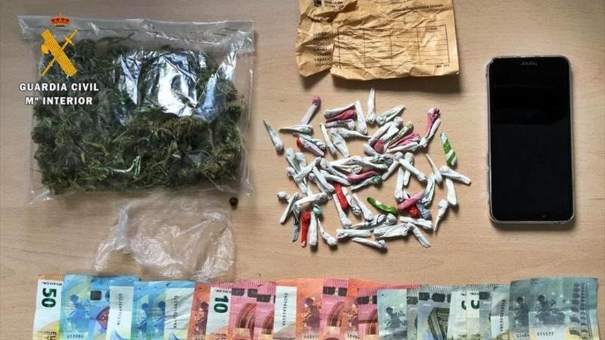 Policía local y Guardia Civil detienen a un hombre por tráfico de drogas