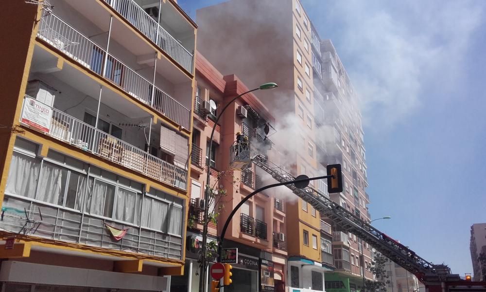 El fuego calcina un edificio de Héroe de Sostoa