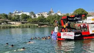 La cucaña de la Velá de Santa Ana, más de 100 años de historia