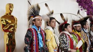 Los indios osage en la alfombra roja.