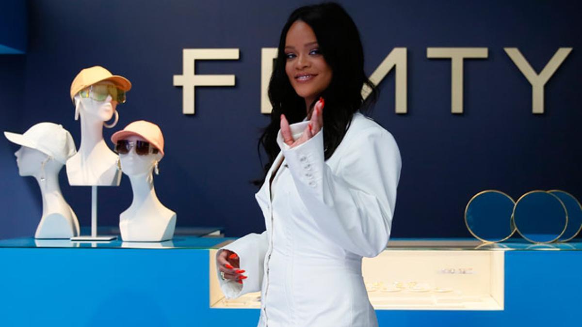 Rihanna presenta Fenty en París