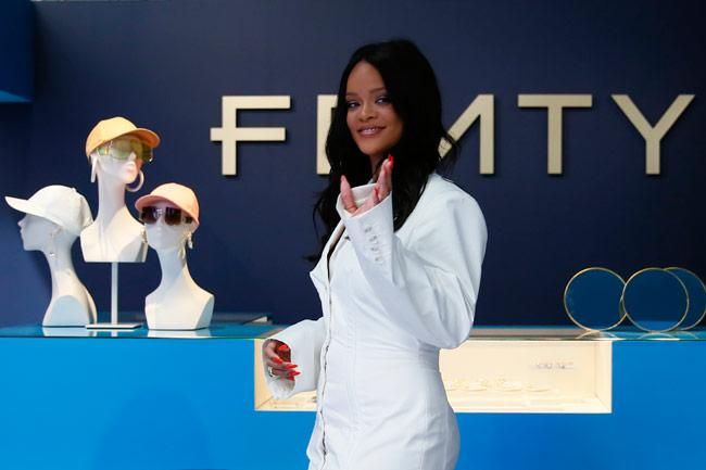 Rihanna presenta Fenty en París
