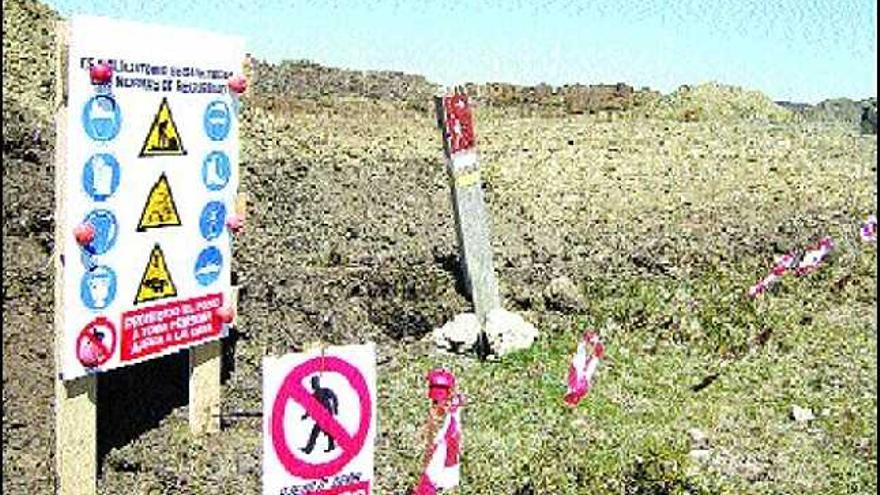 Obras de construcción del parque eólico de Grallas, en Villanueva de Oscos.