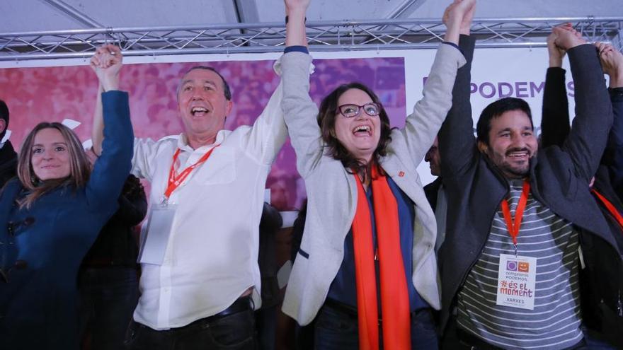 Baldoví, Ballester, Morera y Marzá celebran los resultados.