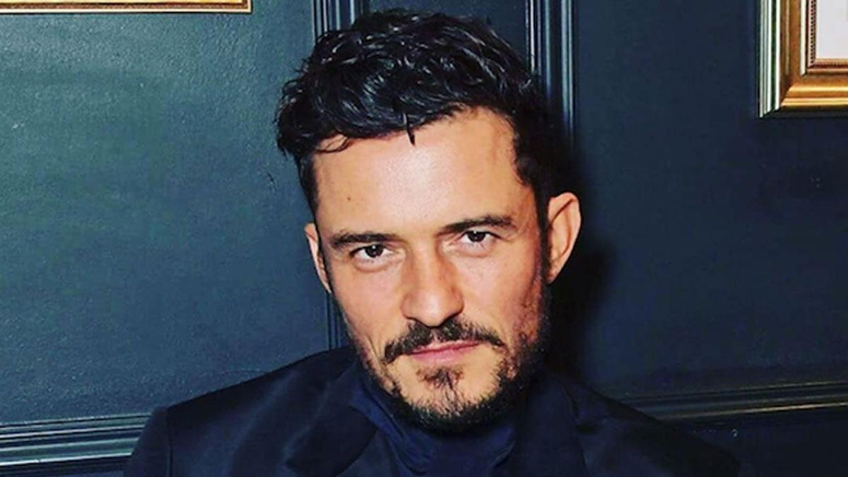 Orlando Bloom se ha tatuado el nombre de su hijo... pero con un fallo