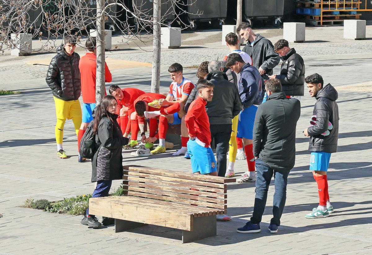 Imatges de la sessió fotogràfica a la Seu del Centre d'Esports Manresa