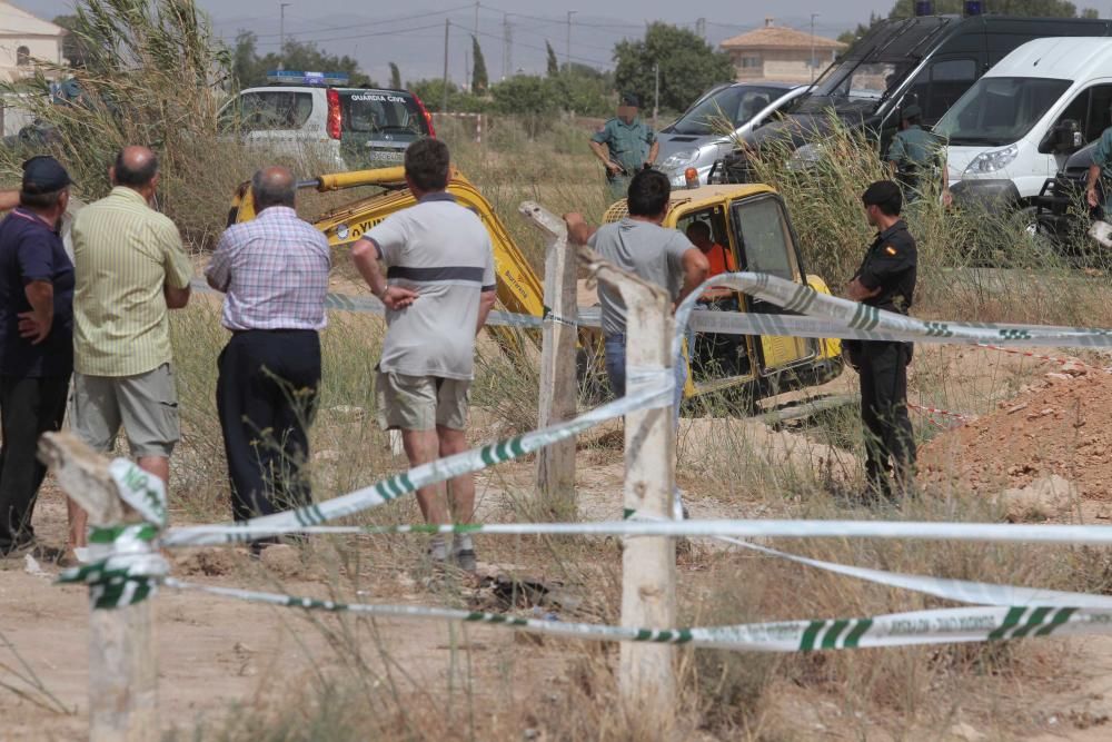 Protesta agricultores por el sellado del desagüe