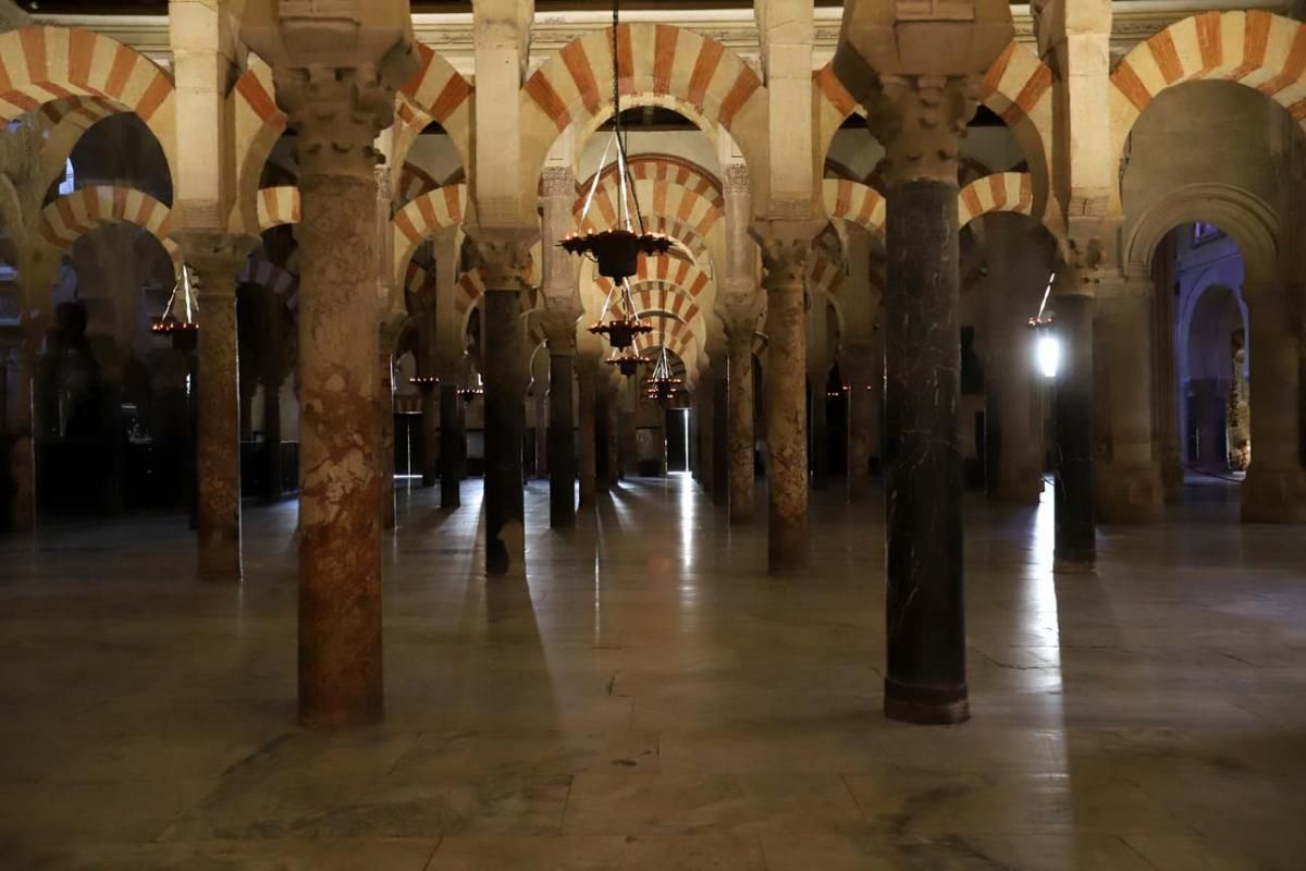 La Mezquita-Catedral en su último día de reposo