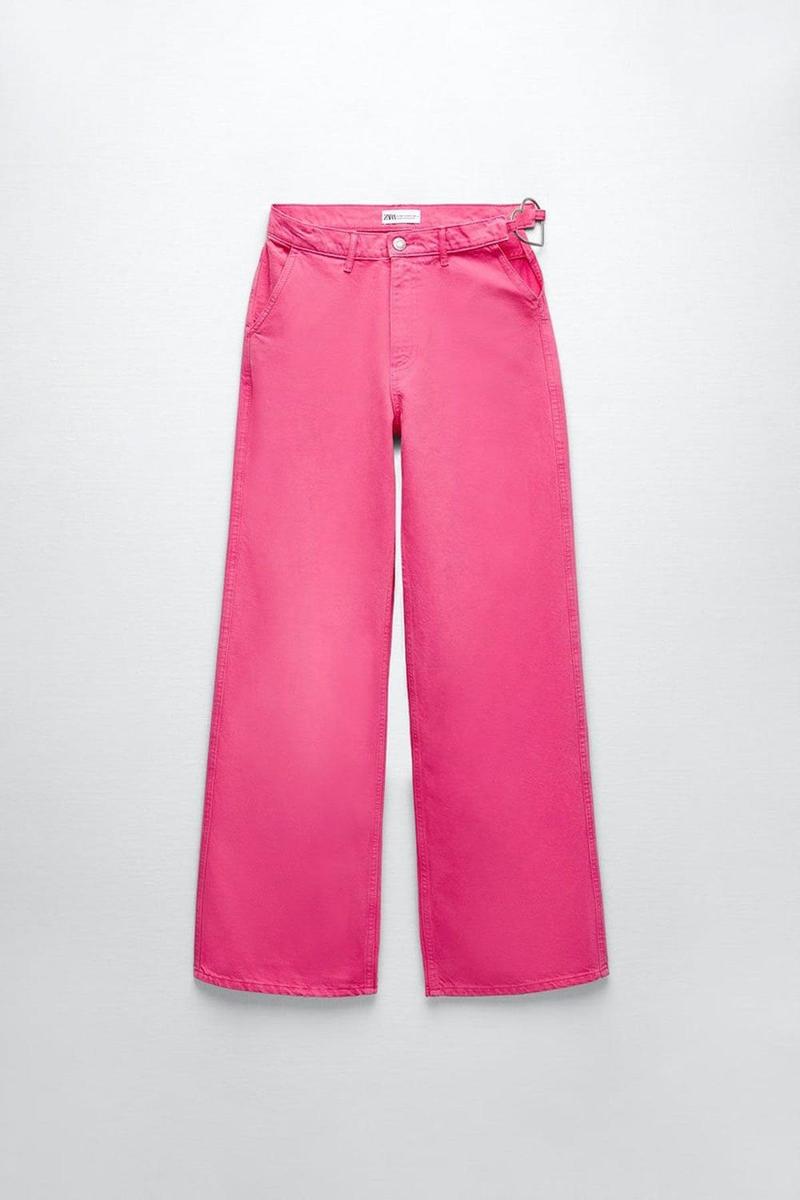 Pantalón con corazón de Zara (precio: 35,95 euros)