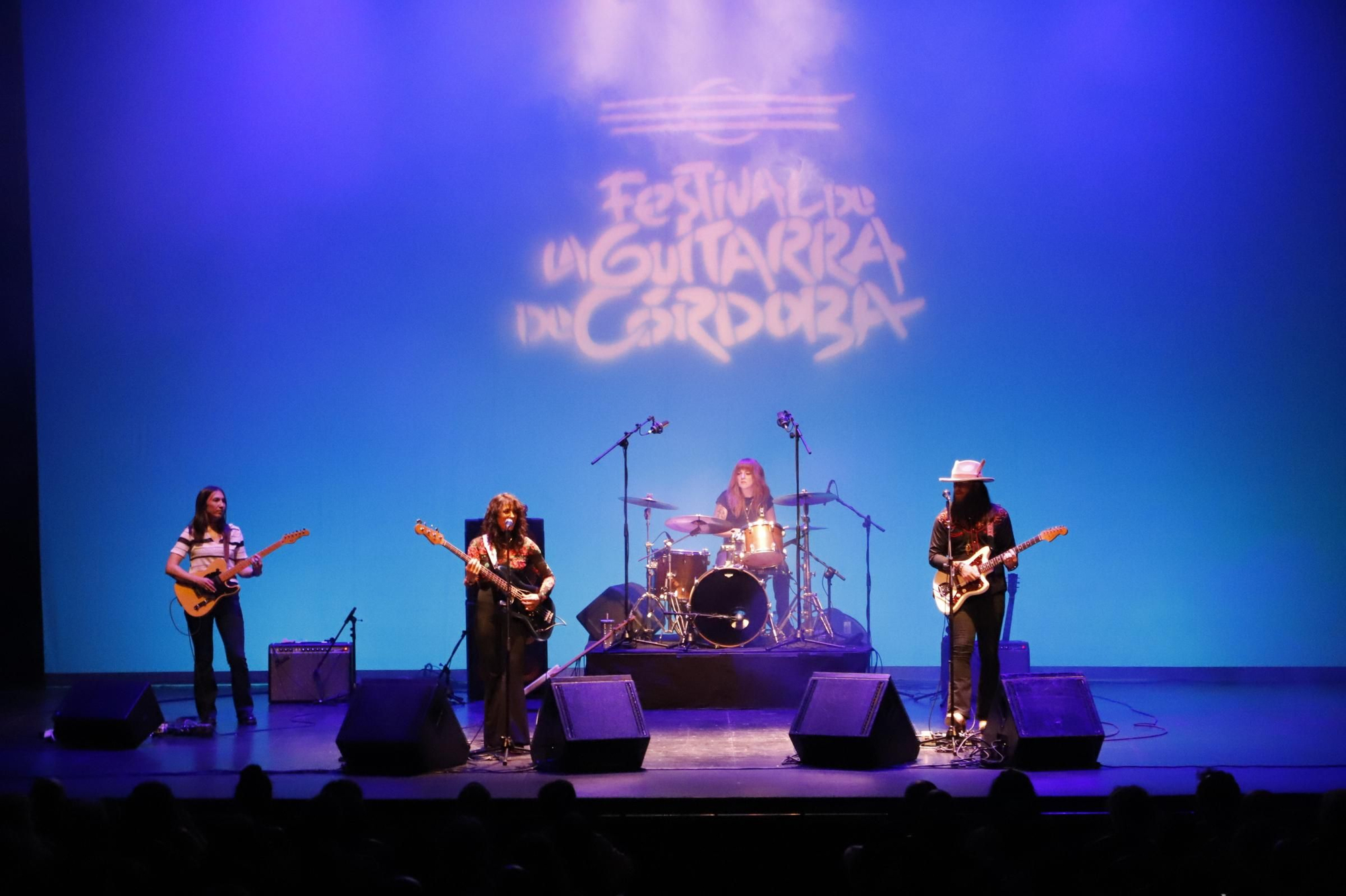 Danielle Nicole Band emociona en el Festival de la Guitarra