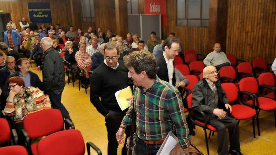 Asistentes a la asamblea celebrada en Mieres en octubre.