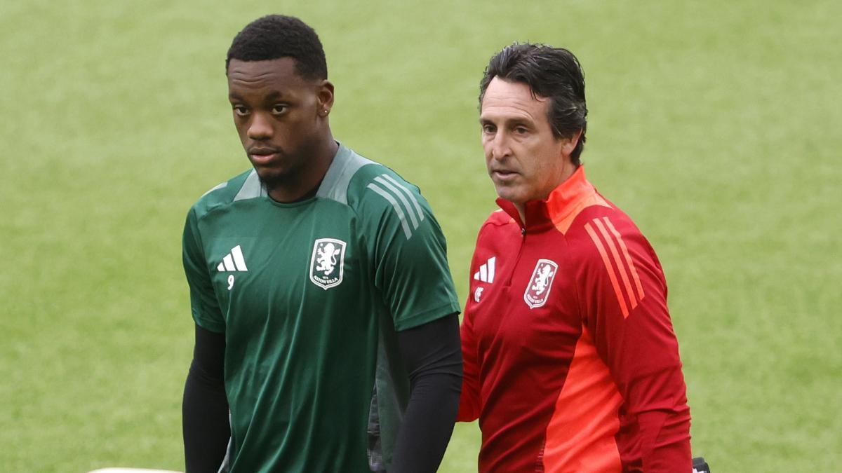 Jhon Durán junto a Unai Emery en el entrenamiento del Aston Villa
