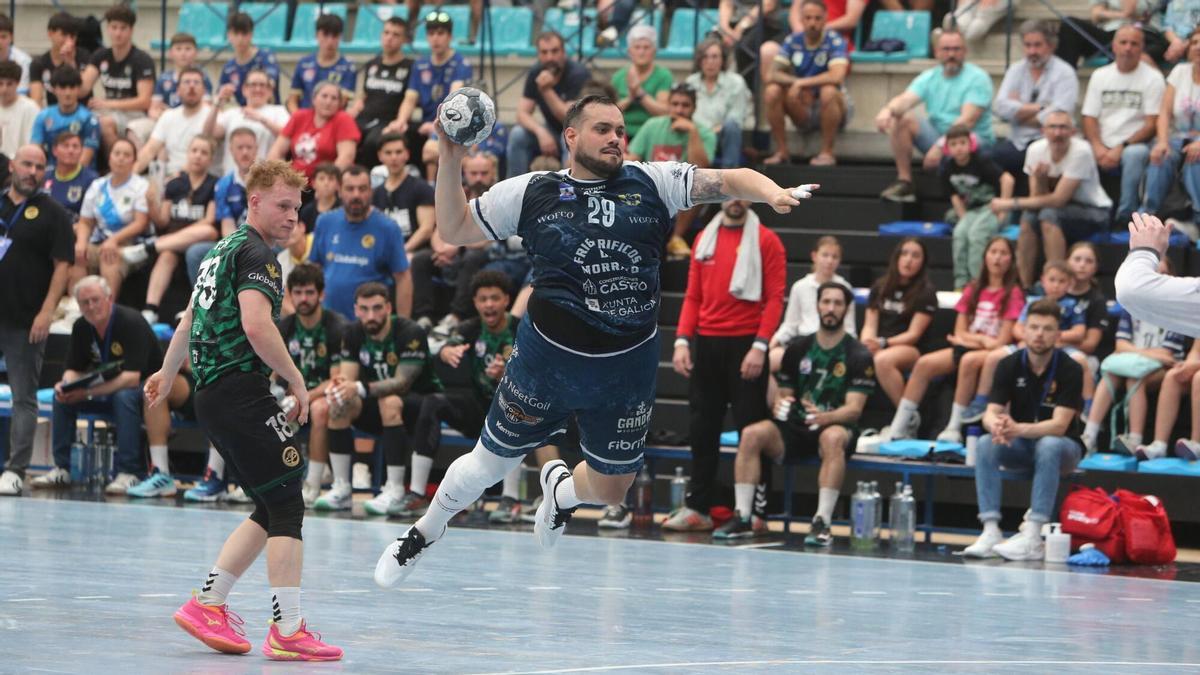 El Frigoríficos del Morrazo vence al Rebi Cuenca impulsado por O Gatañal