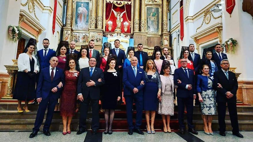 Los representantes de las fiestas han participado en la ofrenda.