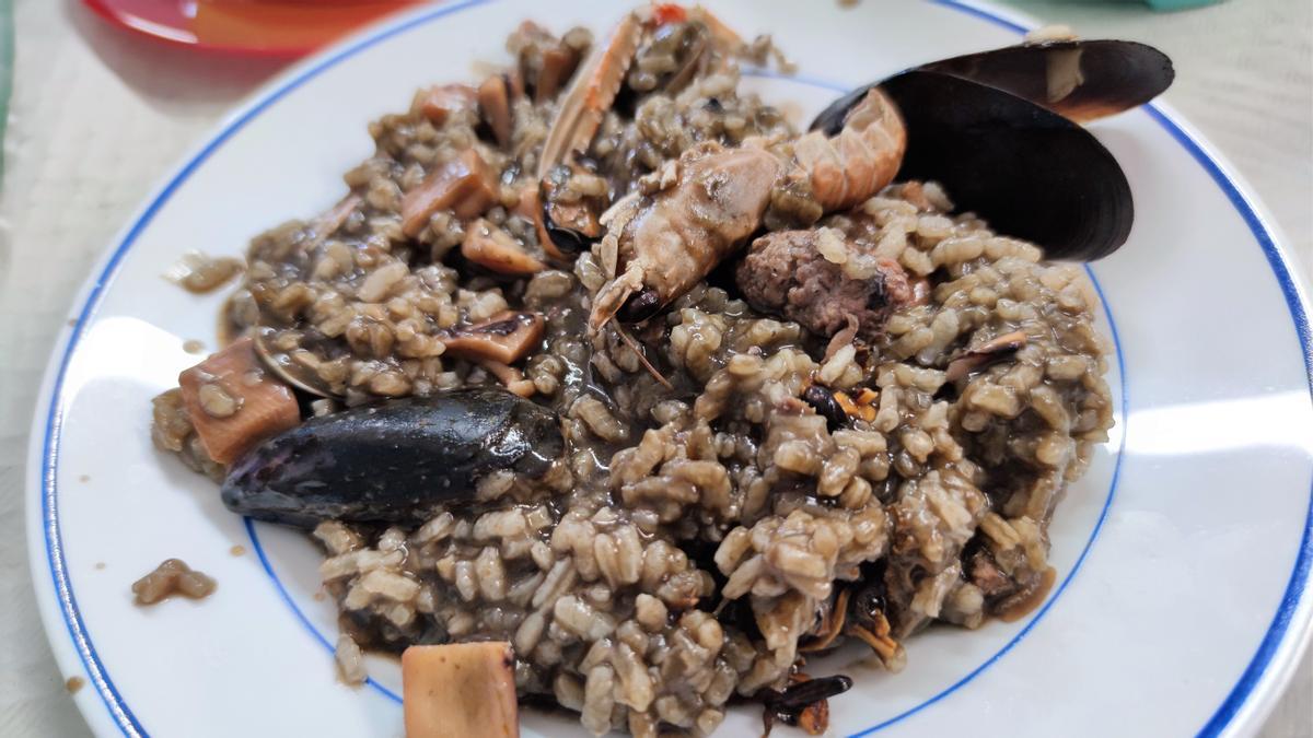 Arroz a la 'cassola' del restaurante Ca la Francisqueta.