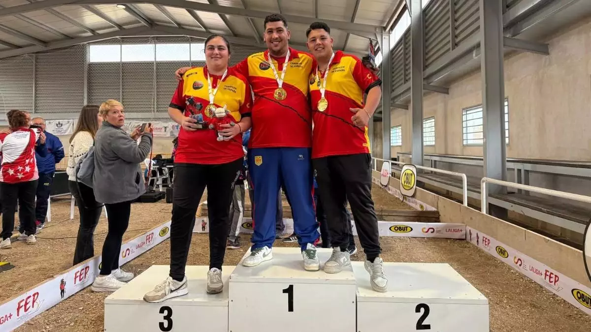 Triplet de la selecci車 catalana al Campionat d*Espanya individual