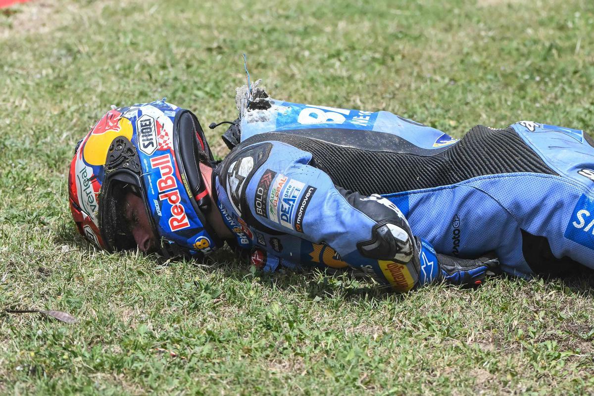 Accidente de Alex Márquez en el Gran Premio de Catalunya de Moto GP