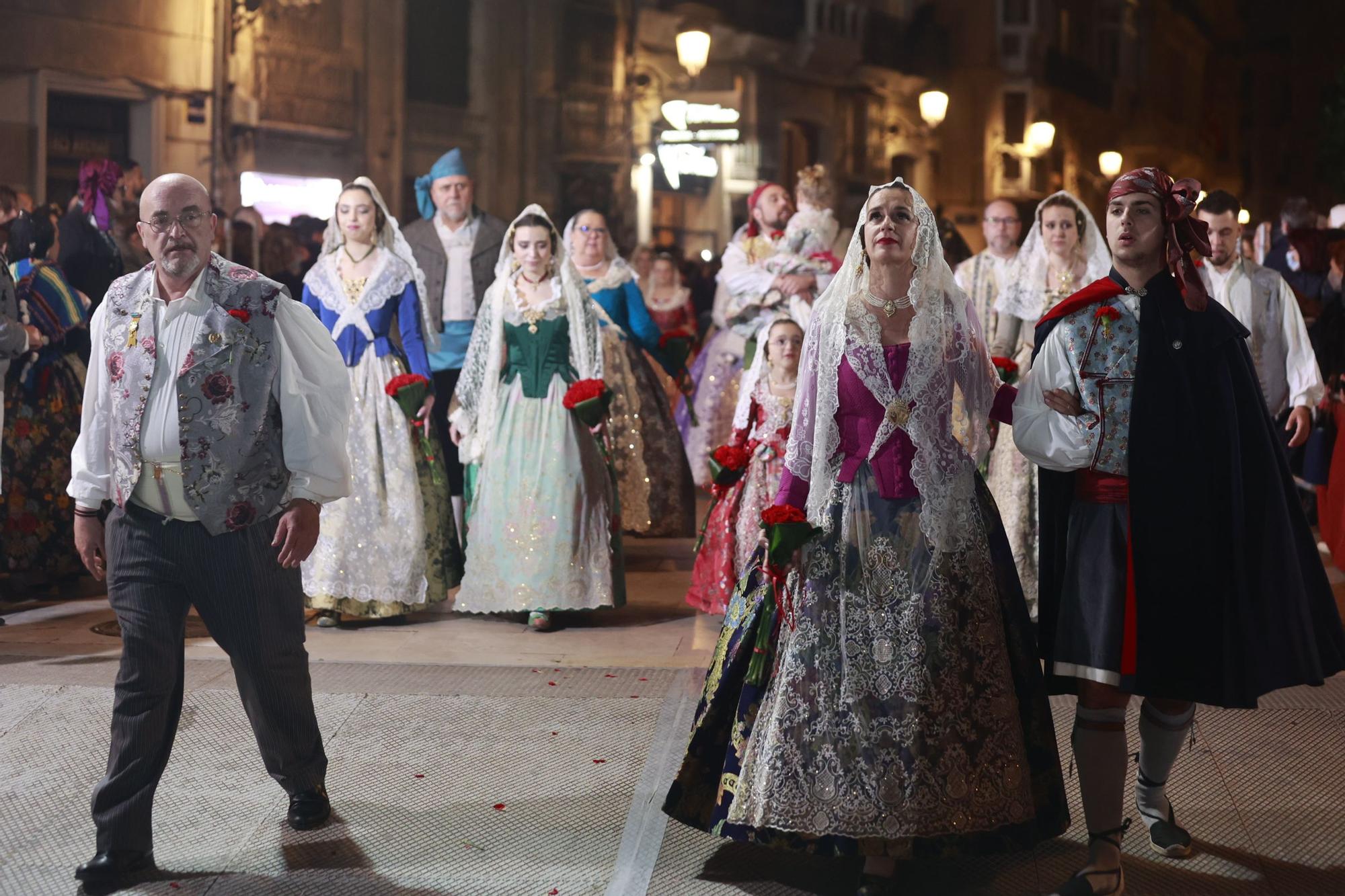 Búscate en el segundo día de ofrenda por la calle Quart (entre las 19:00 a las 20:00 horas)