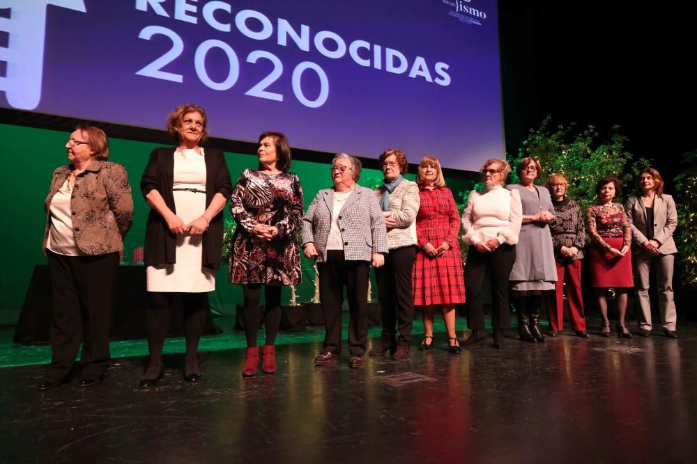 La Diputación premia a una treintena de mujeres con Reconocidas 2020