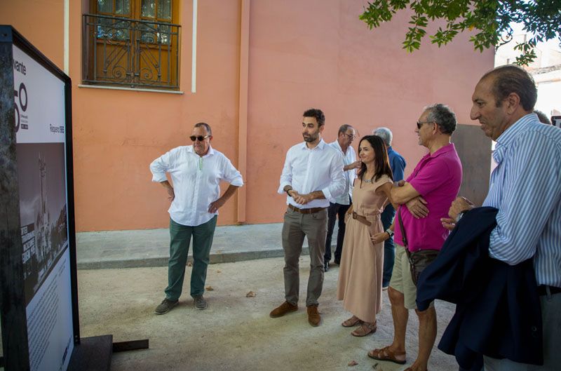 Inauguración de la exposición del 150 aniversario de Levante-EMV en Requena